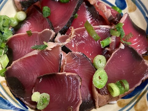 付属のタレに一工夫♪カツオ丼